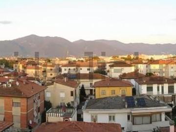 Appartamento in vendita di 90 m² in Via Giuseppe Garibaldi