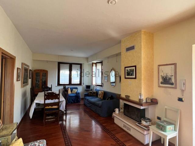 Appartamento in vendita di 90 m² in Via Giuseppe Garibaldi, 6
