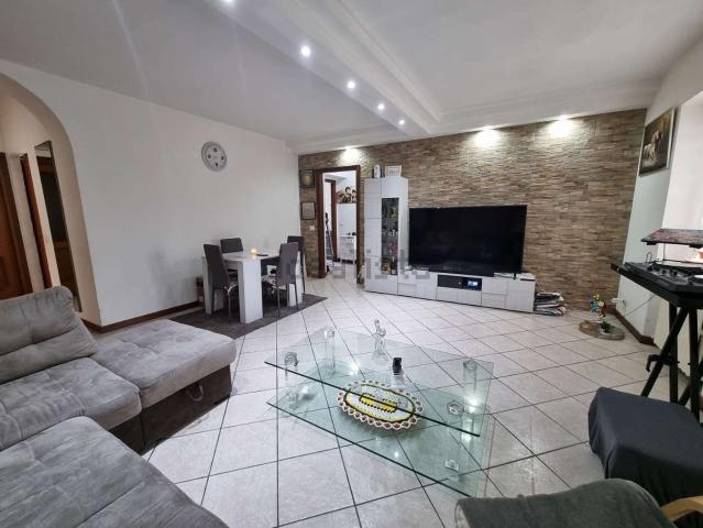 Appartamento in vendita di 90 m² in Via Giuseppe Mazzini