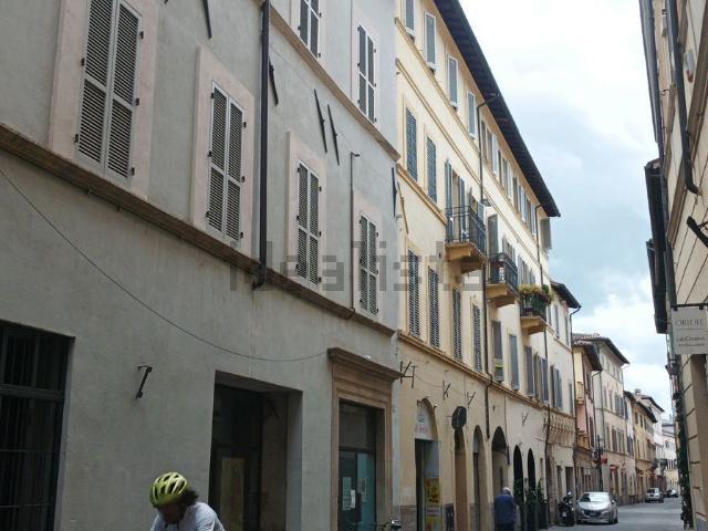 Appartamento in vendita di 90 m² in Via Giuseppe Mazzini