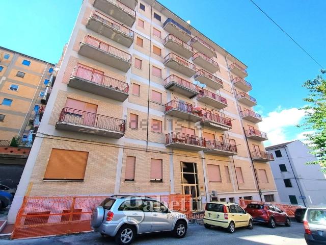 Appartamento in vendita di 90 m² in Via Giuseppe Pianese