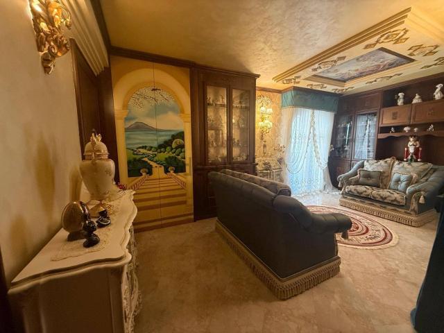 Appartamento in vendita di 90 m² in Via Giuseppe Pisanelli, 70