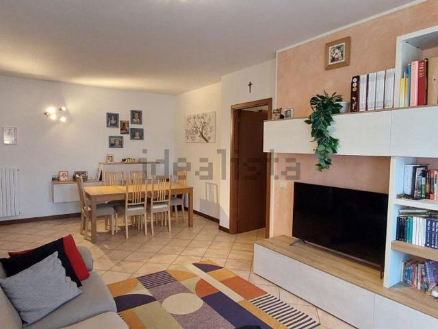 Appartamento in vendita di 90 m² in Via Gorizia, 12