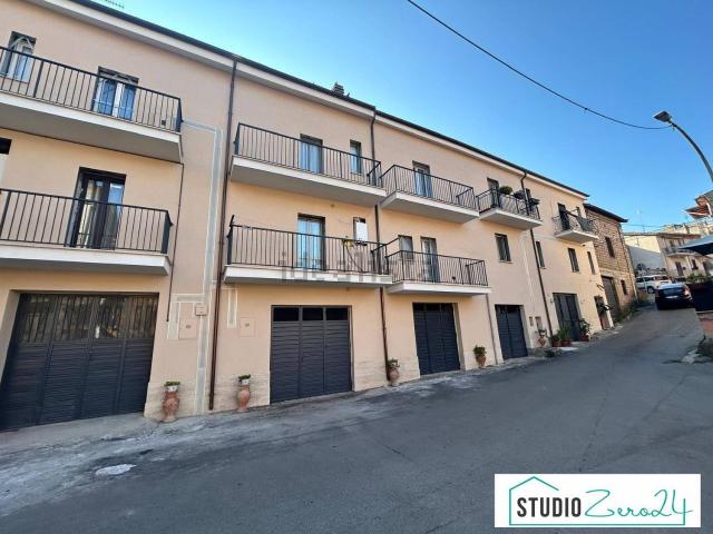 Appartamento in vendita di 90 m² in Via Grottone, 50
