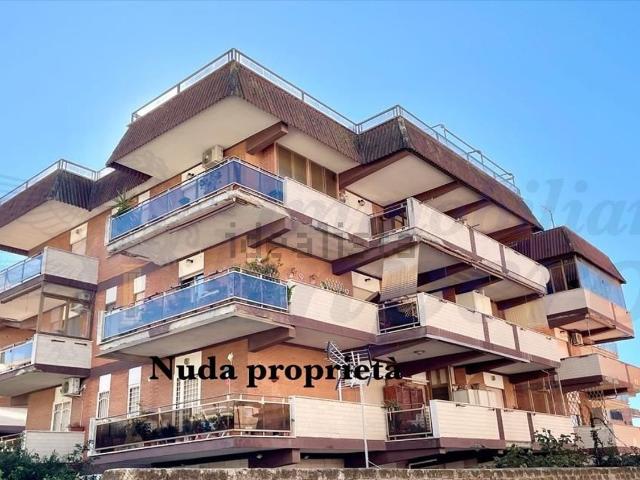 Appartamento in vendita di 90 m² in Via Gran Bretagna, 66