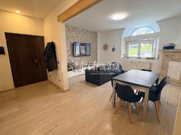 Appartamento in vendita di 90 m² in Via Guglielmo Marconi, 5