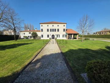 Appartamento in vendita di 90 m² in Via Guglielmo Marconi