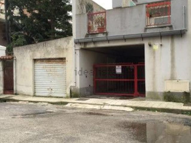 Appartamento in vendita di 90 m² in Via I Trav. Mezzasalma, 15