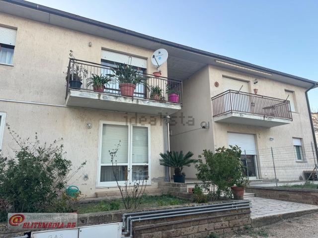 Appartamento in vendita di 90 m² in Via Ionio, 18
