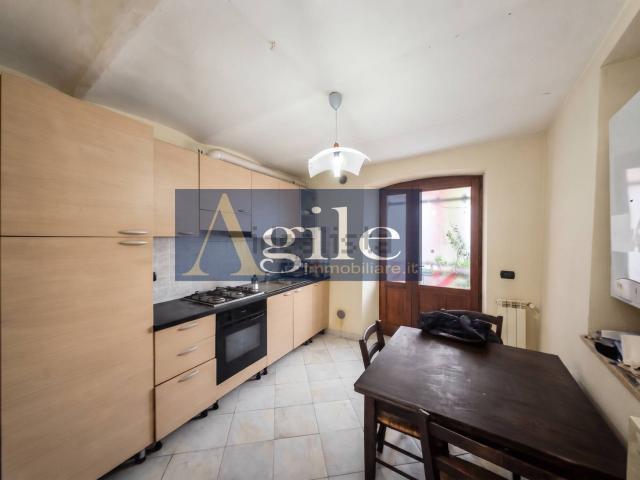 Appartamento in vendita di 90 m² in Via IV Novembre