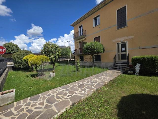 Appartamento in vendita di 90 m² in Via L. Ariosto