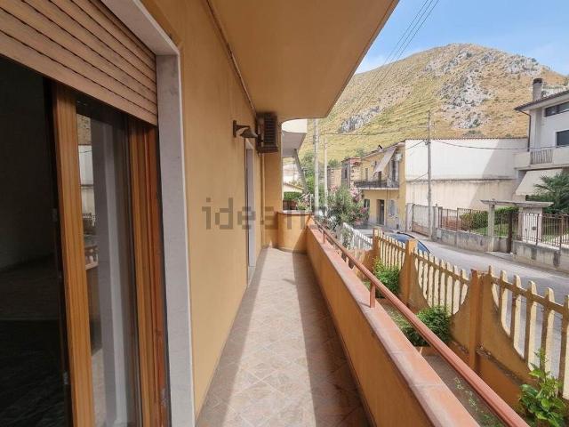 Appartamento in vendita di 90 m² in Via L. Cadorna