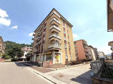 Appartamento in vendita di 90 m² in Via L. Galvani, 38