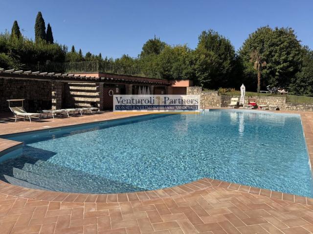 Appartamento in vendita di 90 m² in Via Lago Lucone
