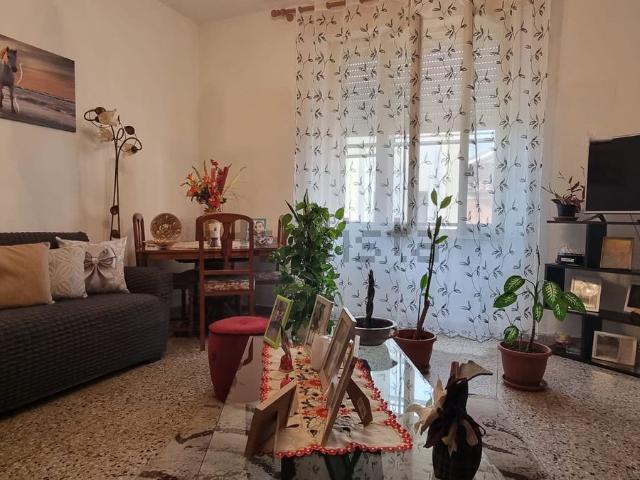 Appartamento in vendita di 90 m² in Via Lazio, 1
