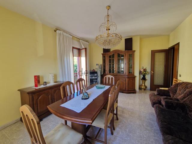 Appartamento in vendita di 90 m² in Via Lenin