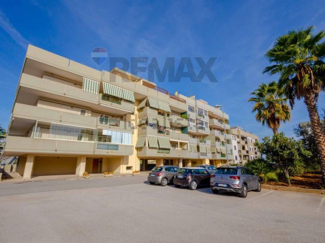 Appartamento in vendita di 90 m² in Via Leonardo Del Turco, 1