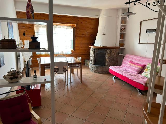 Appartamento in vendita di 90 m² in Via Leonardo Falconi