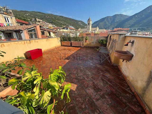 Appartamento in vendita di 90 m² in Via Lercari