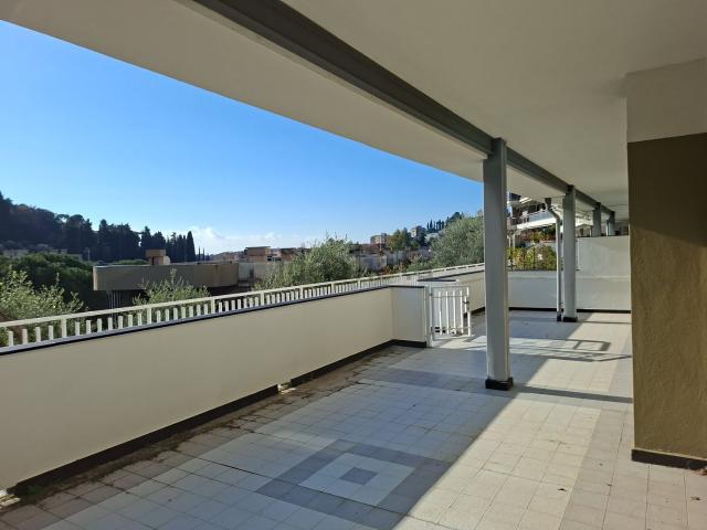 Appartamento in vendita di 90 m² in Via Lino Perissinotti