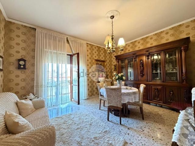Appartamento in vendita di 90 m² in Via Libero Bovio, 19