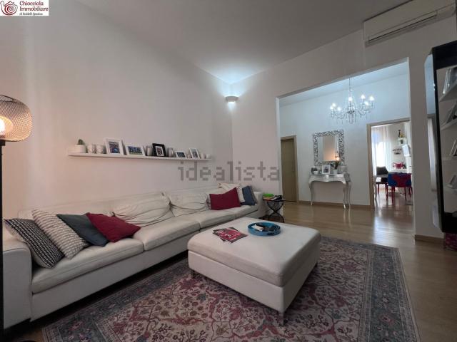 Appartamento in vendita di 90 m² in Via Lung&apos Arno Bruno Buozzi