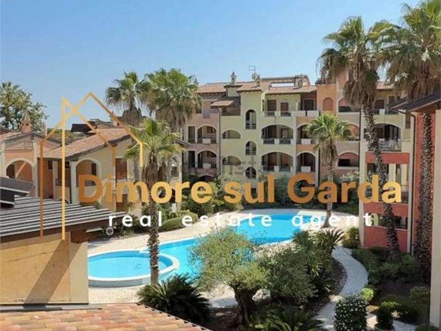 Appartamento in vendita di 90 m² in Via Lungolago Giuseppe Zanardelli, 32