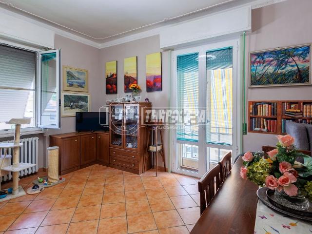 Appartamento in vendita di 90 m² in Via Luca Signorelli, 14