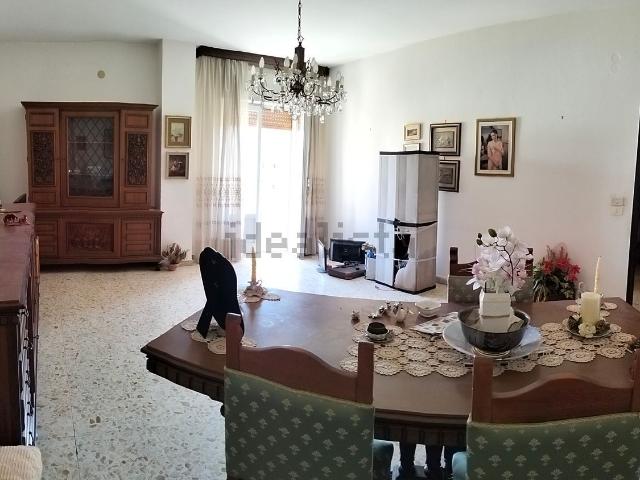 Appartamento in vendita di 90 m² in Via Luigi Vanvitelli, 31