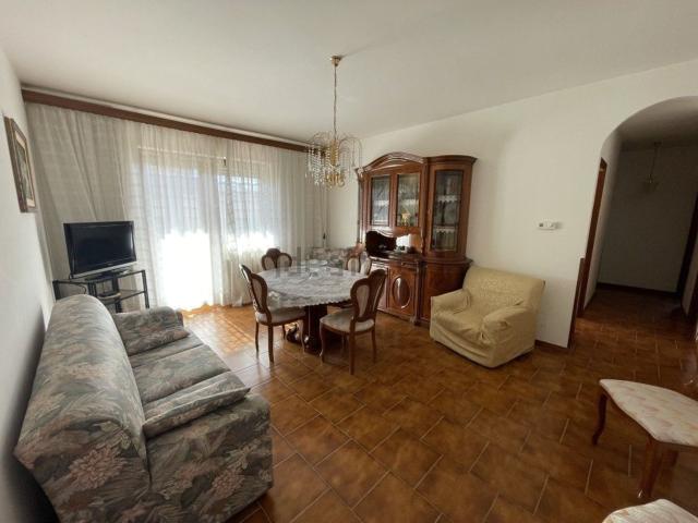 Appartamento in vendita di 90 m² in Via Mantes la Jolie