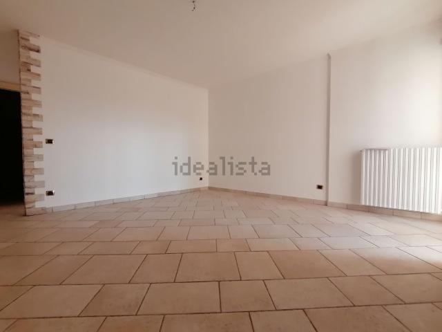Appartamento in vendita di 90 m² in Via Manfredonia, 42