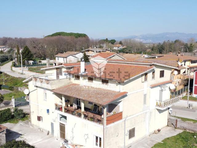 Appartamento in vendita di 90 m² in Via Macere, 27