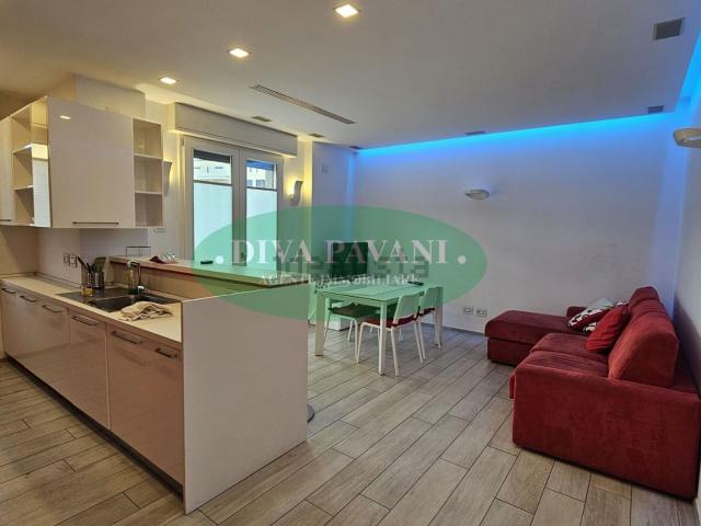 Appartamento in vendita di 90 m² in Via Martiri Cefalonia, 19