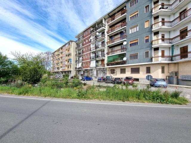 Appartamento in vendita di 90 m² in Via Martiri d&apos Italia, 83