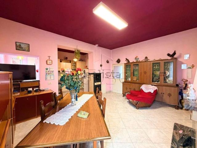 Appartamento in vendita di 90 m² in Via Martiri della Libertà