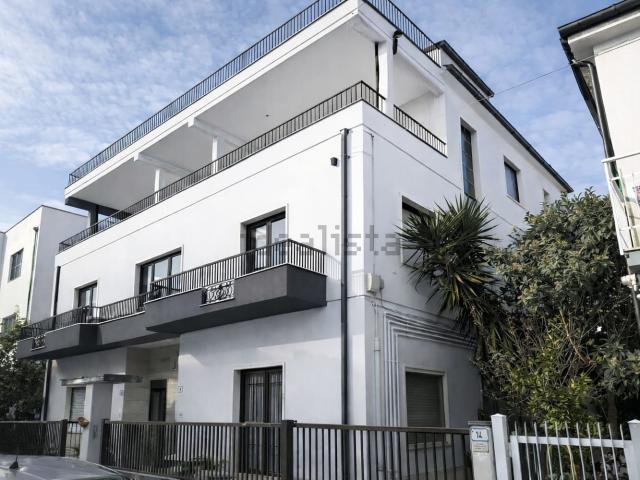 Appartamento in vendita di 90 m² in Via Marinelli, 16