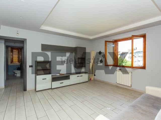 Appartamento in vendita di 90 m² in Via Massimiliano Maria Kolbe, 25