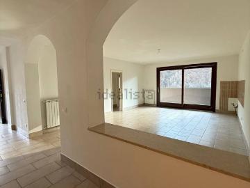 Appartamento in vendita di 90 m² in Via Massimo d&apos Azeglio