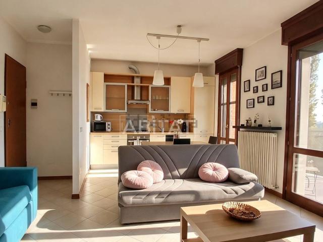 Appartamento in vendita di 90 m² in Via Massimo Samoggia, 41