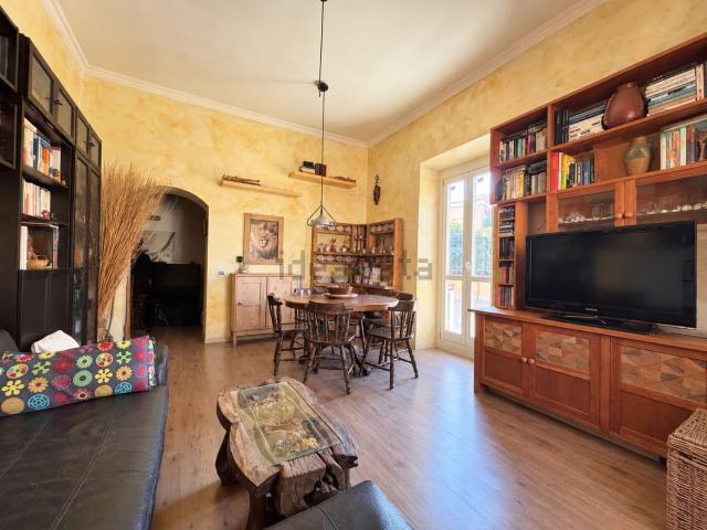 Appartamento in vendita di 90 m² in Via Matilde di Canossa