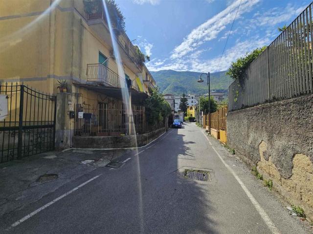 Appartamento in vendita di 90 m² in Via Matrognana