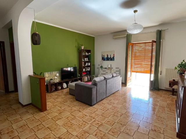 Appartamento in vendita di 90 m² in Via Mazzaglia, 17
