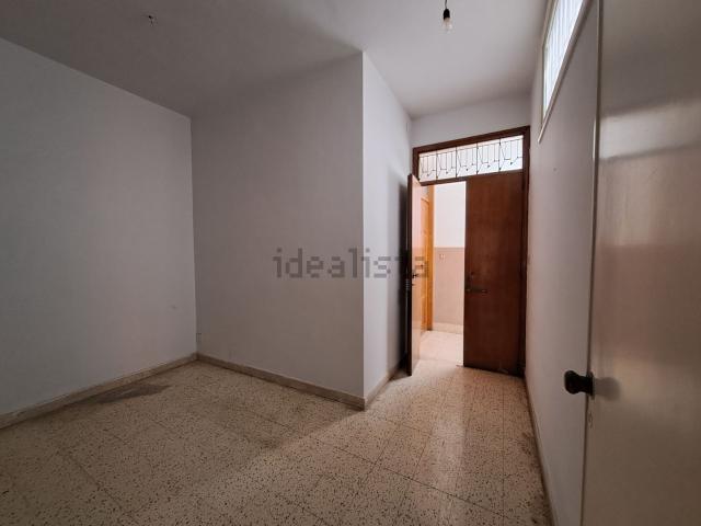 Appartamento in vendita di 100 m² in Via Med. d&apos Oro Stefano Cattafi, 27