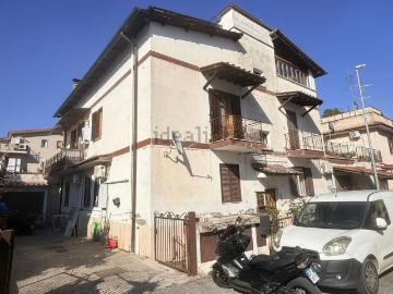 Appartamento in vendita di 90 m² in Via melegnano