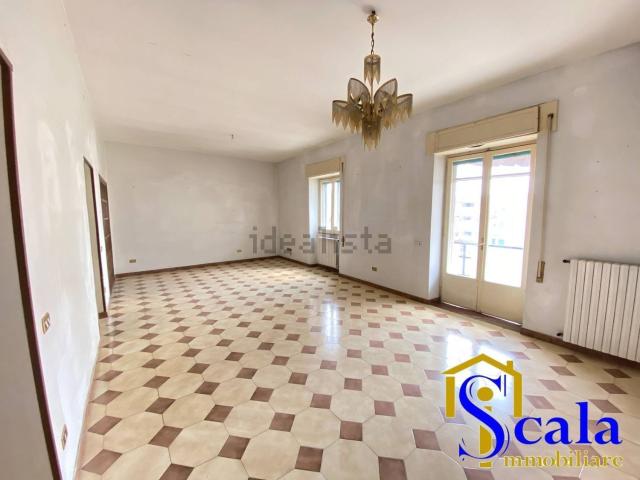 Appartamento in vendita di 90 m² in Via Merano