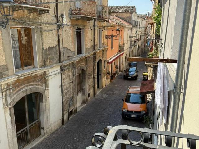Appartamento in vendita di 90 m² in Via Michelangelo Ziccardi, 62
