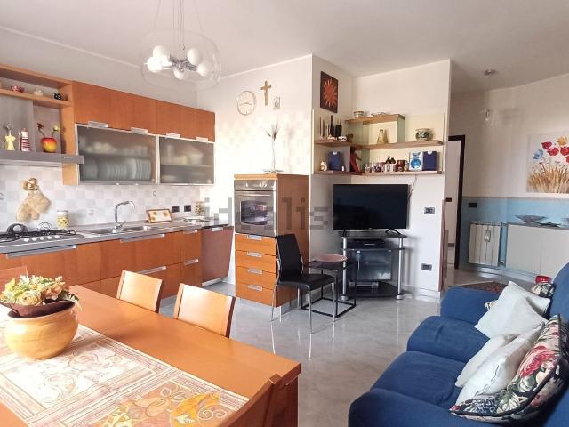 Appartamento in vendita di 90 m² in Via Michele Amari
