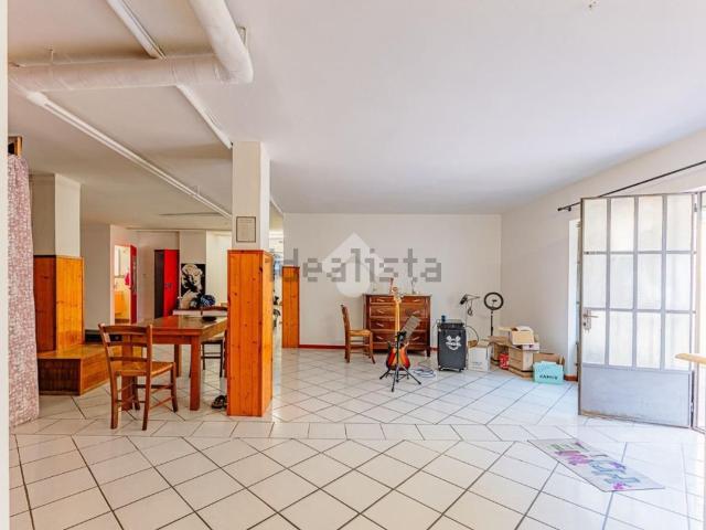 Appartamento in vendita di 90 m² in Via Monte Sabotino, 30