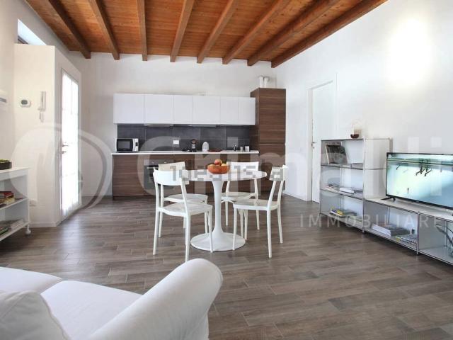 Appartamento in vendita di 90 m² in Via Monza, 19