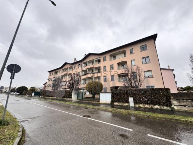 Appartamento in vendita di 90 m² in Via Monsignor Oscar Romero